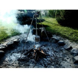 Trikojis gaminimui virš ugnies mfh