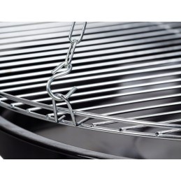 Sodo kepsninė, sodo laužavietė, grilis su trikojo grotelėmis