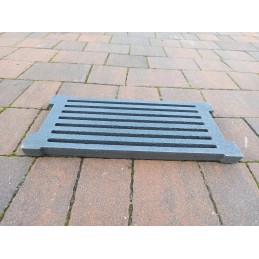 Ketaus grotelės 40x20 rūkyklai