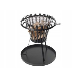 Sodo kepsninė, laužavietė, kepsninė su stovu