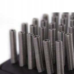 Baron™ brush with springs