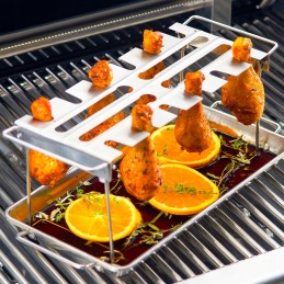 „Broil king“ lentyna su kepsnine, blauzdelėmis, sparneliais, vištiena ant grotelių