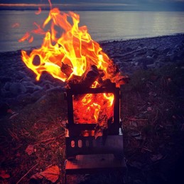 Iškepkite medžio anglies grilį