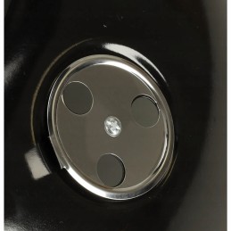 Anglies sodo grilis briketams, uždaras, su ventiliaciniu dangteliu ir lentyna