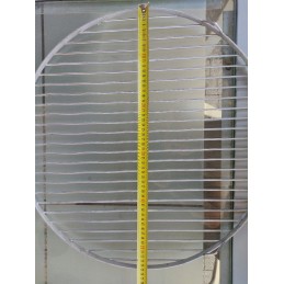 Apvalios grilio grotelės.