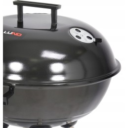 Sodo anglis, dideli, apvalūs, patvarūs ir tvirti kepsninės priedai