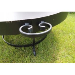 Sodo laužavietė, laužavietė, laužavietė. masinis sunkus produktas, o ne Kinijos gamyba.