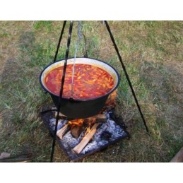 Vengriškas židinio pakabinamas katilas 9,5 l 111070