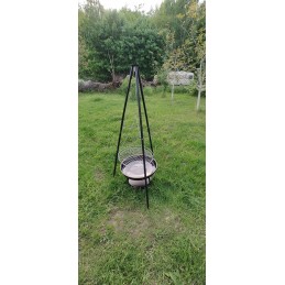 Pakabinama kepsninė, židinys ant trikojo, 46 cm grotelės trikojo ugniai