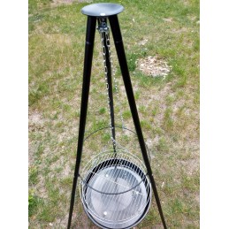 Pakabinama kepsninė, židinys ant trikojo, 46 cm grotelės trikojo ugniai