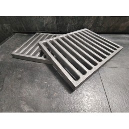 Ketaus grotelės 35 cm x 26 cm x 2,8 cm