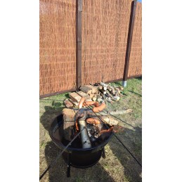 Pakabinama kepsninė, židinys ant trikojo, 46cm grotelės, trikojis ugniai