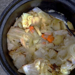 Ketaus medžioklės puodas laužui, 4 litrai