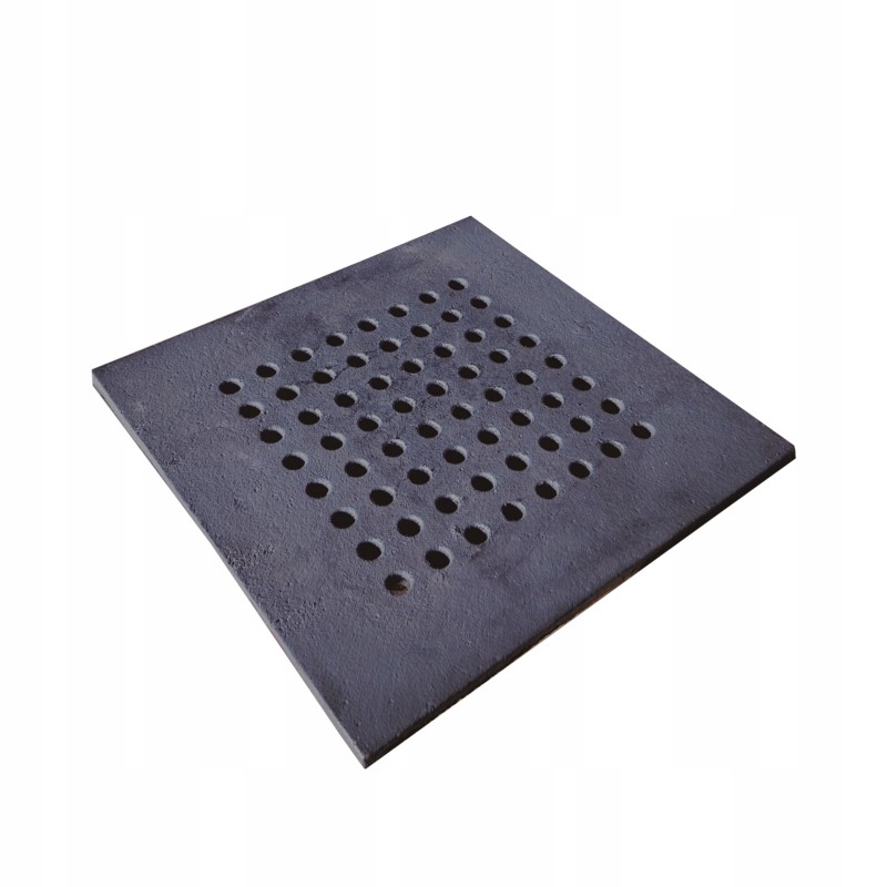 Ketaus grotelės židinio krosnelės židiniui 345x345 mm rūkykloje, lenkiškos stiprios