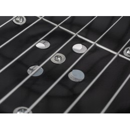 Sodo grilis juoda laiminga žalia