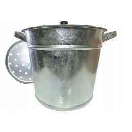 Cinkuotas katilas, kurio skersmuo 36 cm. + dangtelis ir sietelis