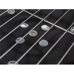 Sodo grilis juoda laiminga žalia