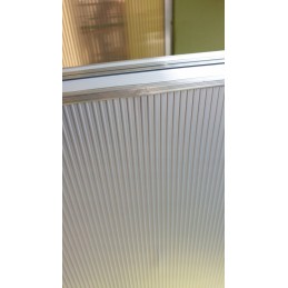 7 dalių kepsninės reikmenų rinkinys, kepsninės žnyplės, mentelė, kasimo šakės prijuostė, pirštinė ir druskos purtyklė, kepsninės