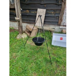 Ungāru emaljēts katls 8l, statīvs 120 cm, vāks un karote
