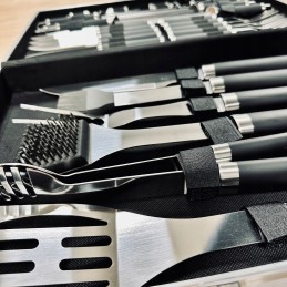 33 dalių kepsninės įrankių ir stalo įrankių rinkinys + dovanų dėklas