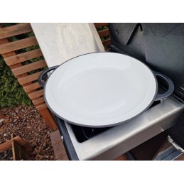 Emaliuota ketaus keptuvė