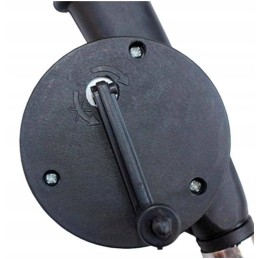 Sodo grilis su dangčiu ant ratų