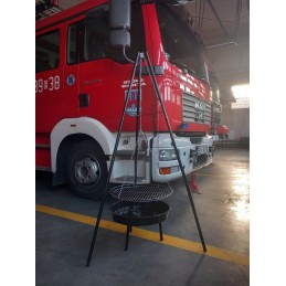 Trikojis sodo grilis su grotelėmis, sodo laužavietė, pakabinamas grilis