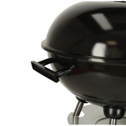 Garden charcoal grill for briquettes, closed, with cover, ventilation and shelf