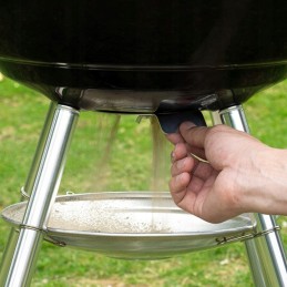 Nešiojama medžio anglies kepsninė su dangteliu