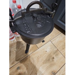 Rossner emaliuotas ketaus puodas 8 l (mk404)