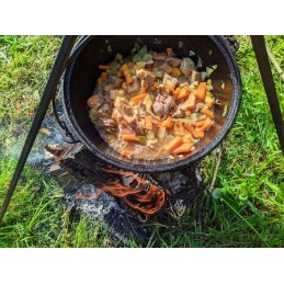 Cast iron cauldron 8 l + tripod 120 cm + + spoon + ladle 30 cm