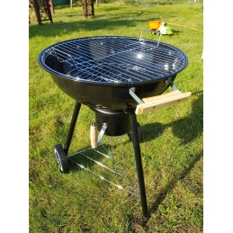 Sodo anglies grilis ant ratukų su dangčiu, 44 cm stabilios grotelės