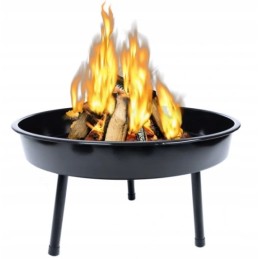 Sodo kepsninė, pakabinamas trikojis, laužavietė laužui