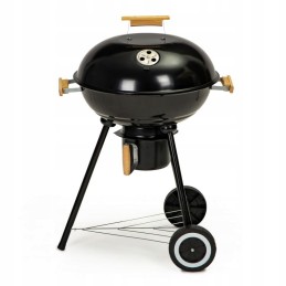 Sodo grilis su dangteliu ant ratų