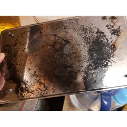 Balkoninė reguliuojamos talpos rūkykla, metalinė