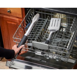 Rinkinys su žnyplėmis ir tikslia kepimo mentele