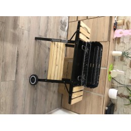 Sodo kepsninė su anglimis, 2 grotelės, 3 lentynos, ratukai