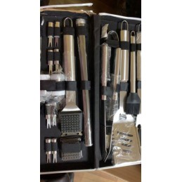 Metaliniai kepsninės indai tvirtame lagamine - 5 dideli bbq elementai