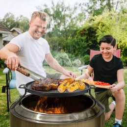 Tikfire ketaus keptuvė, kepimo įrankiai Bonfire 2.0 Yukon ir 2.0 Solo viryklėms, komplekte yra 2 tipų kojos.