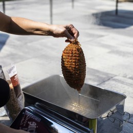 Šeimos balkono rūkykla su termometru