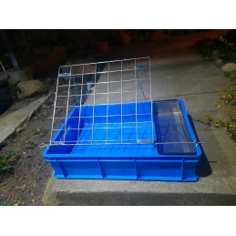 Plastikinis dangtelis 600x400x140 su rūgštims atspariu krepšeliu