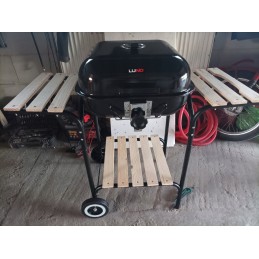 Kvadratinė medžio anglies kepsninė