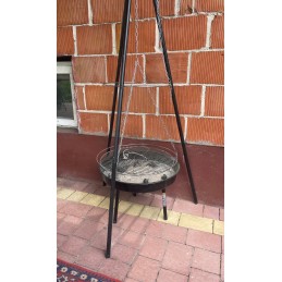 Sodo laužavietė, pakabinamas anglies grilis
