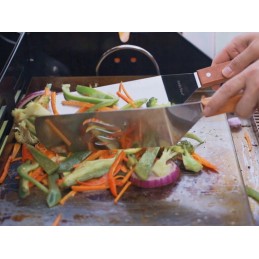 Stačiakampio formos nerūdijančio plieno plancha keptuvė, skirta daugeliui dujinių ir anglinių grilių (58,4 x 40,6 cm)