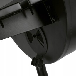 Sodo grilis su anglimis