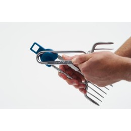 Metalinės šakės mėsai traukti