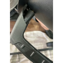 Sodo kepsninė su anglimis su termometro dangteliu ir lentynomis sklypui