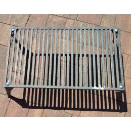 Didelės ketaus židinio grotelės 63x36 grilinei krosnelei