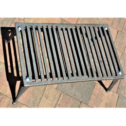 Didelės ketaus židinio grotelės 56x34 grilinei krosnelei