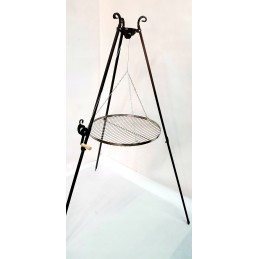 Jie neturi antikorozinės dangos, tokios kaip chromas, nikelis ar cinkas, kurios gali patekti į maistą iš kepsninės ir kelti pavo